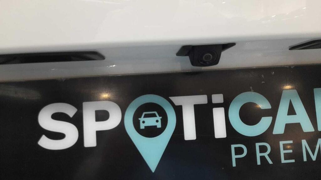 Mazda 3 2.5L e-SKYACTIV G MHEV 103kW Prime-line 28