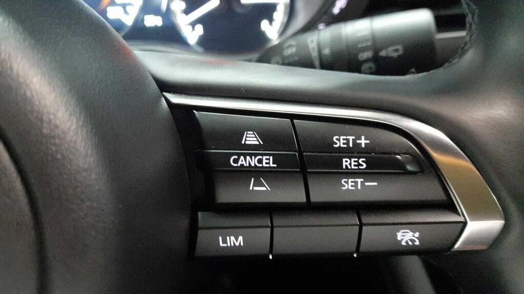 Mazda 3 2.5L e-SKYACTIV G MHEV 103kW Prime-line 24