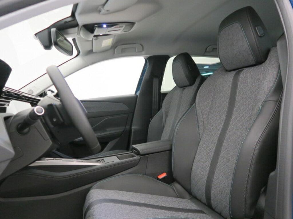 Peugeot 408 408 Allure PHEV 180 e-EAT8 17