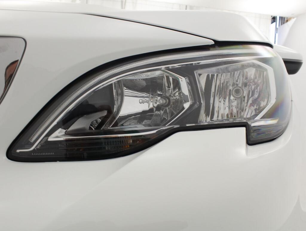 Peugeot 3008 1.2 PURETECH 96KW (130CV) ALLURE EAT8 22