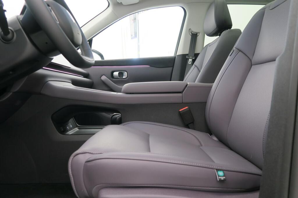 Leapmotor C10 C10 REEV 28.4 kWh Design Auto 19