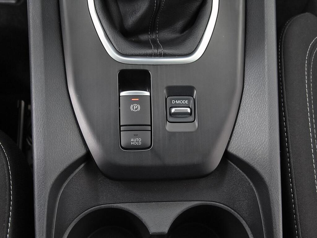 Nissan Qashqai DIG-T 103kW (140CV) mHEV 4x2 Acenta 26