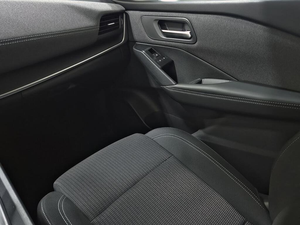 Nissan Qashqai DIG-T 103kW (140CV) mHEV 4x2 Acenta 26