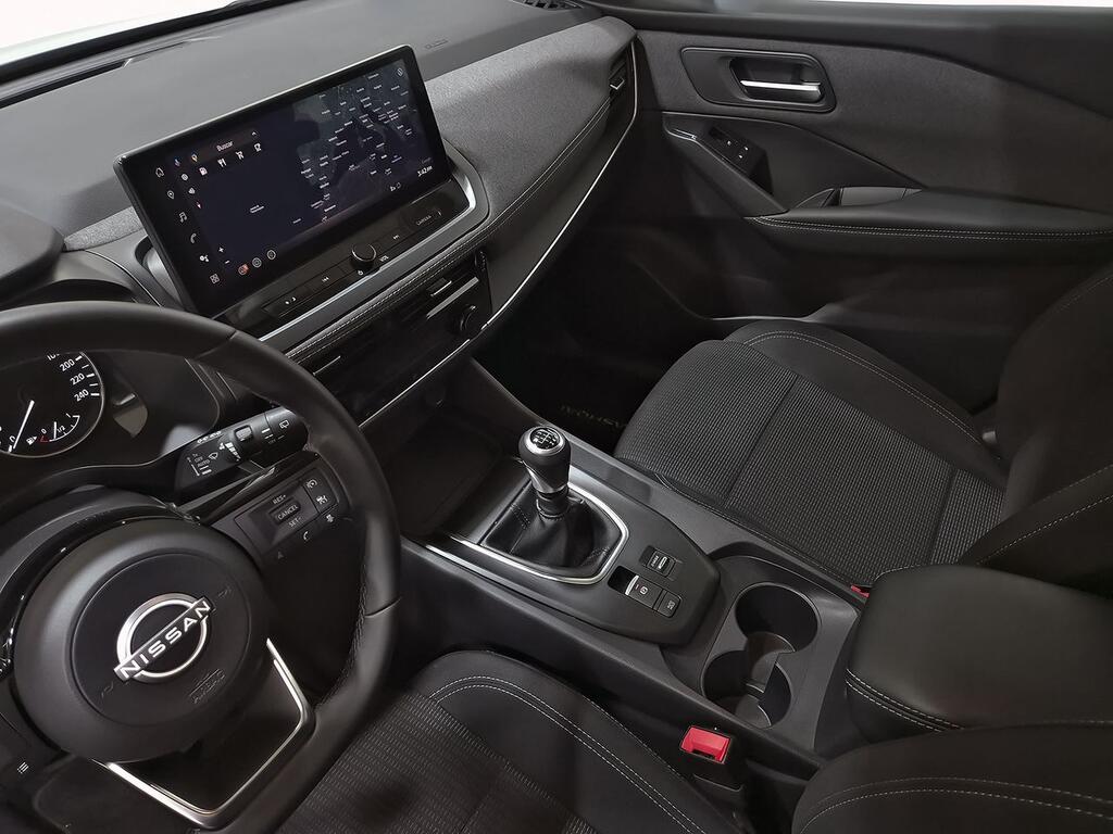 Nissan Qashqai DIG-T 103kW (140CV) mHEV 4x2 Acenta 28