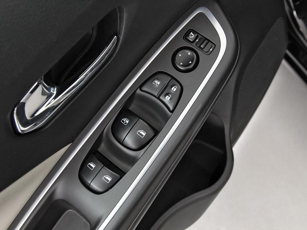 Nissan Micra IG-T 68 kW (92 CV) E6D-F N-Design Chrome 12