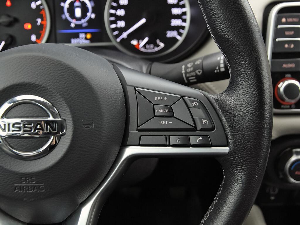 Nissan Micra IG-T 68 kW (92 CV) E6D-F N-Design Chrome 17