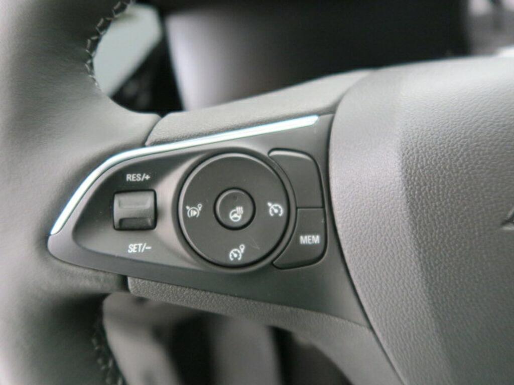 Opel Grandland 1.2 Turbo GS 9