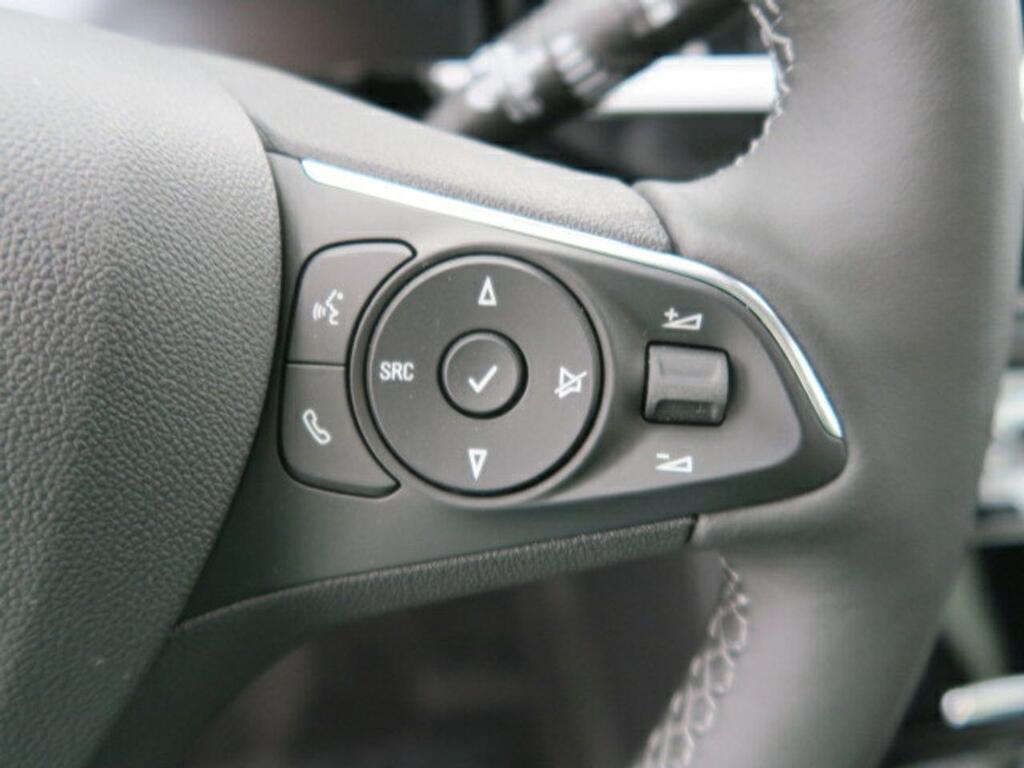 Opel Grandland 1.2 Turbo GS 10