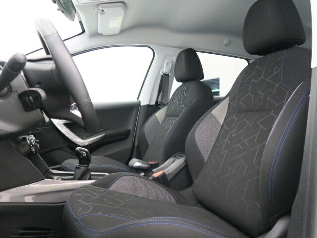 Peugeot 2008 Style 1.2L PureTech 60KW (82CV) S&S 16