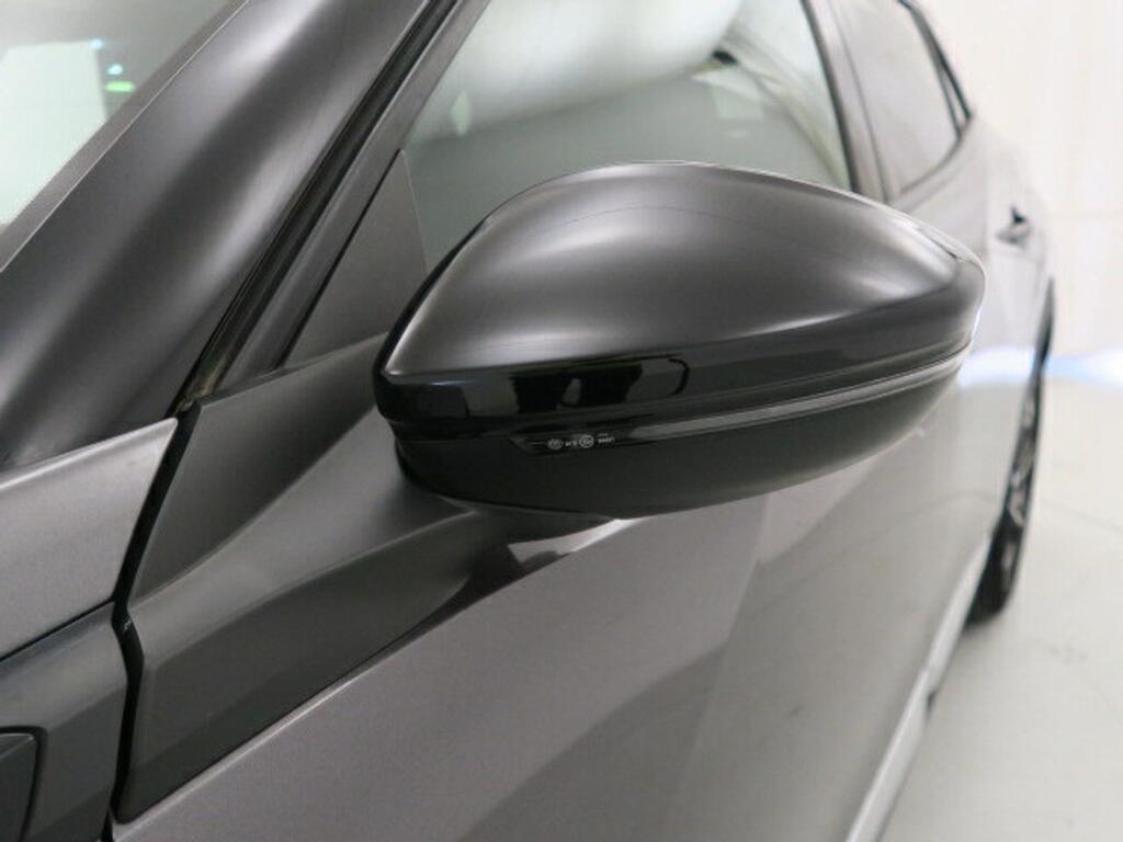 Peugeot 2008 GT Line Puretech 130 S&S BVM6 25