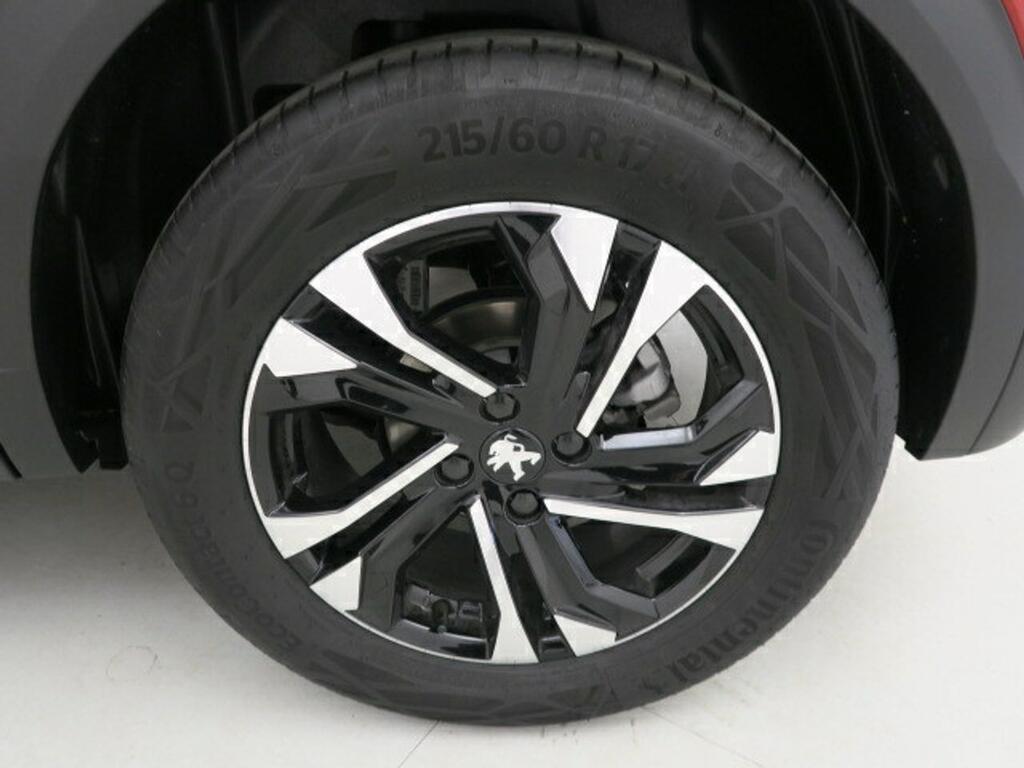 Peugeot 2008 Allure Pack BlueHDI 130 S&S EAT8 21