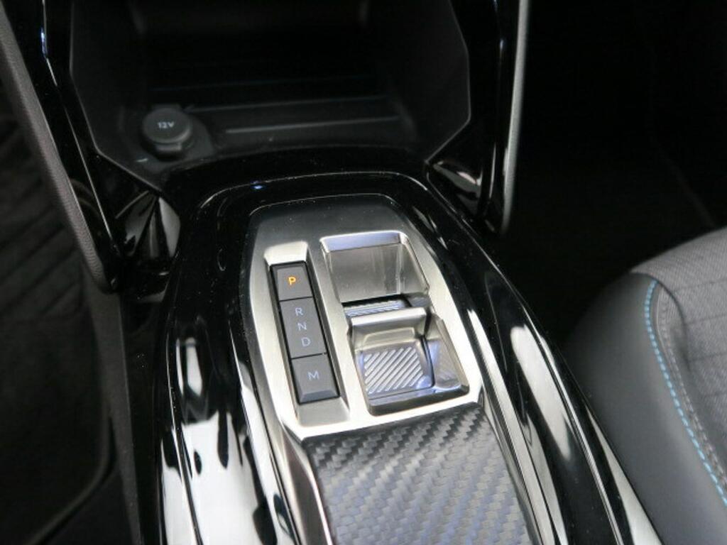 Peugeot 2008 Allure Pack BlueHDI 130 S&S EAT8 11