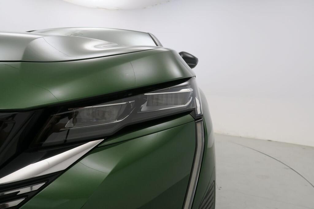 Peugeot 308 5P GT Hybrid 225 eEAT8 31