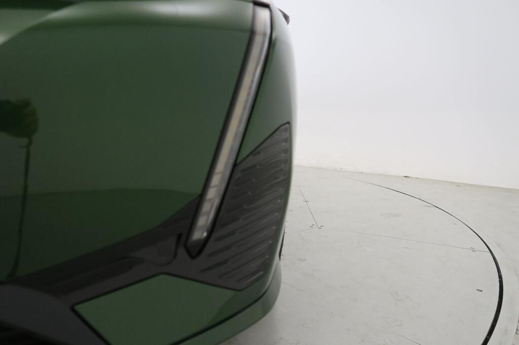 Peugeot 308 5P GT Hybrid 225 eEAT8 32