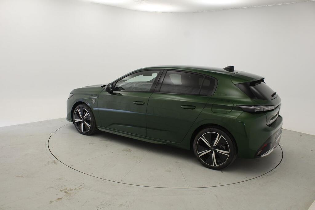 Peugeot 308 5P GT Hybrid 225 eEAT8 11