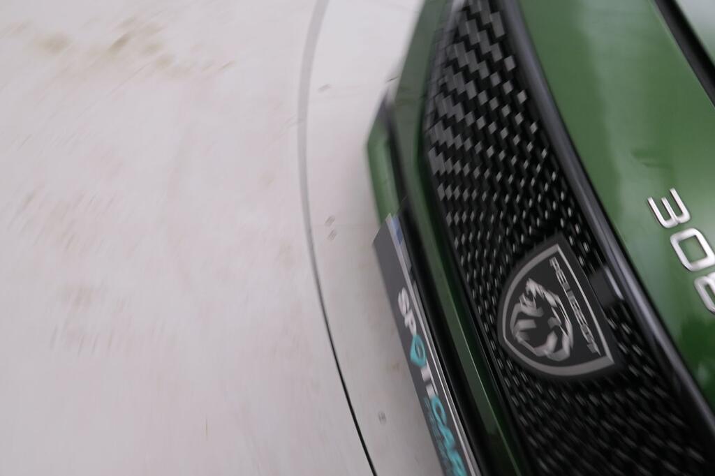 Peugeot 308 5P GT Hybrid 225 eEAT8 14