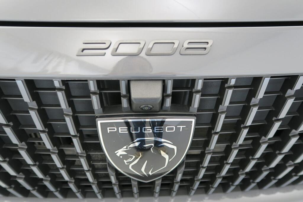 Peugeot 2008 GT BlueHDI 130 S&S EAT8 18