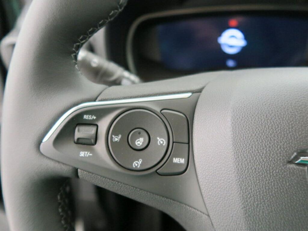 Opel Combo BEV 50kWh Elegance Plus L 10