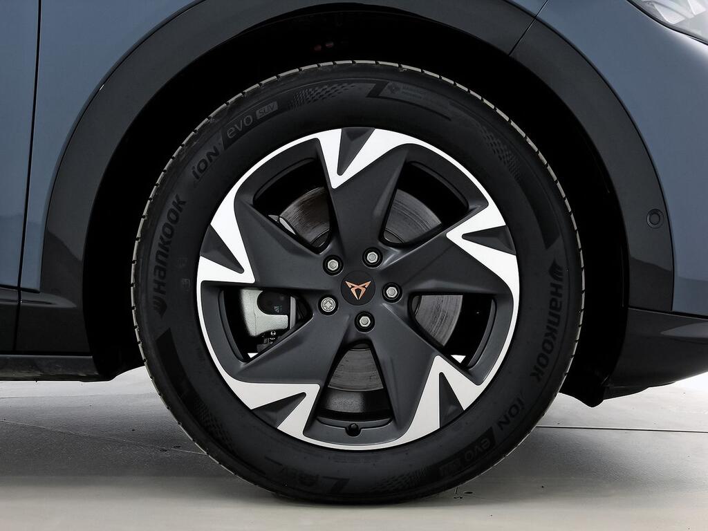 Cupra Tavascan 77kWh 210kW Endurance First Edition 8