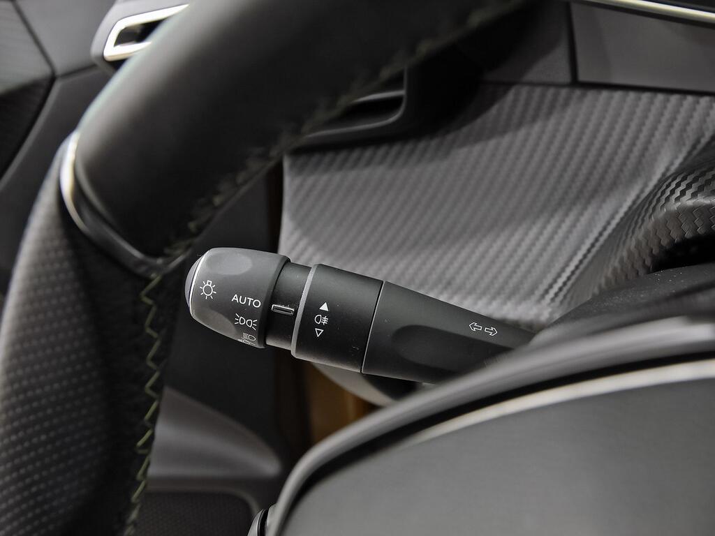 Peugeot 208 PureTech 73kW (100CV) GT 16