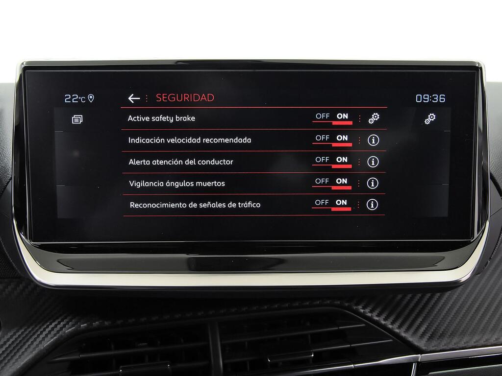 Peugeot 208 PureTech 73kW (100CV) GT 27