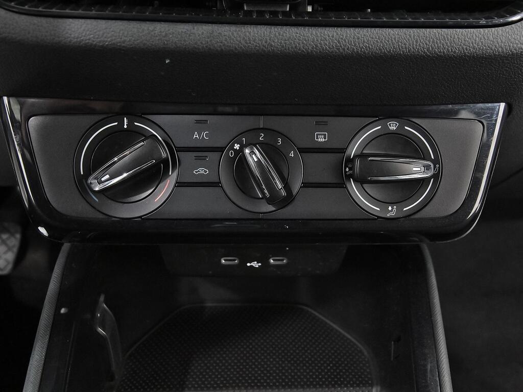 Skoda Fabia 1.0 MPI 59KW (80CV) Ambition 22