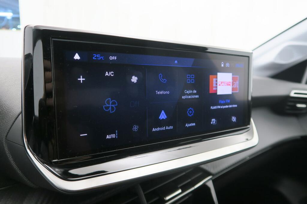 Peugeot 208 Allure Eléctrico 156 (115 Kw) 10