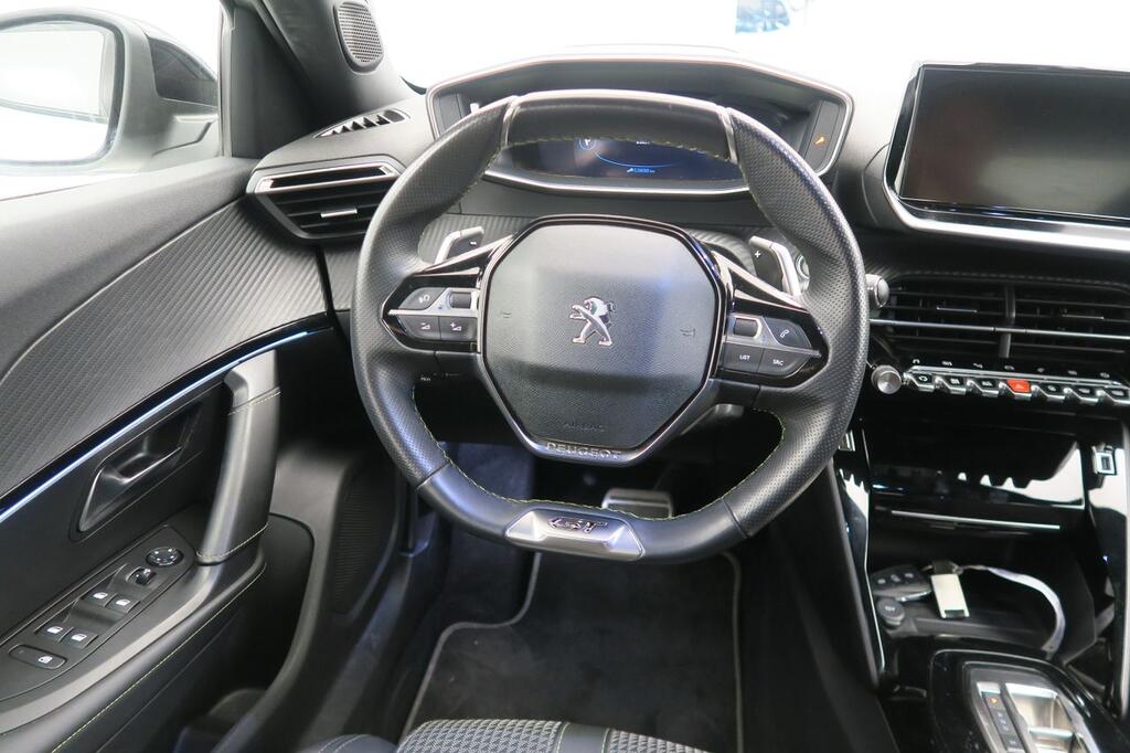 Peugeot 2008 GT Puretech 130 S&S EAT8 9