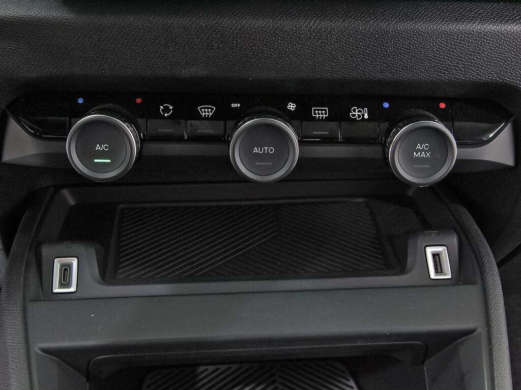 Citroën C4 X PureTech 100 S&S 6v You 28