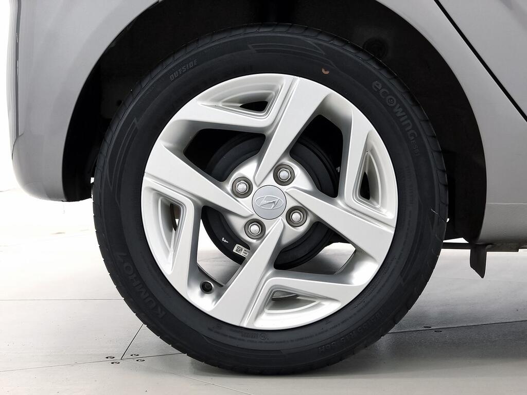 Hyundai i10 1.0 Klass 11