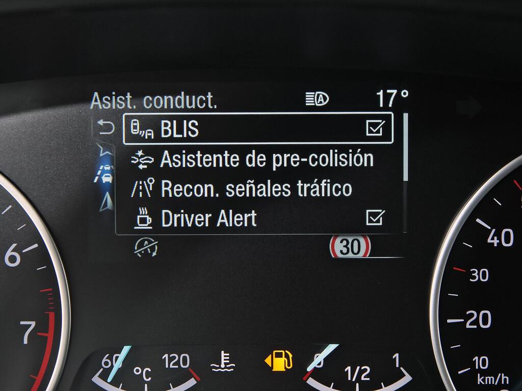 Ford Ecosport 1.0T EcoBoost 92kW (125CV) S&S ST Line 27