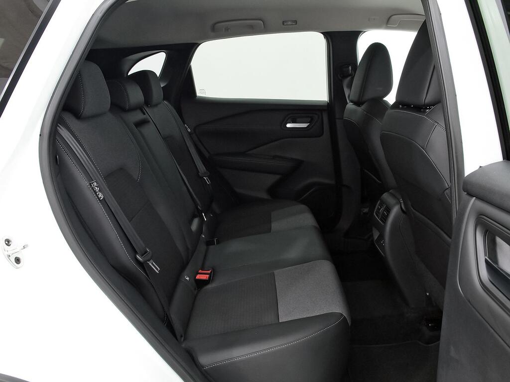 Nissan Qashqai DIG-T 116kW CVT N-Connecta 6