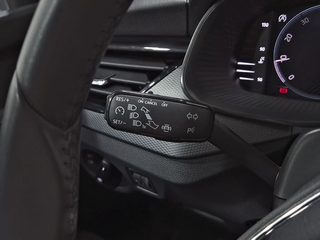 Skoda Scala 1.0 TSI 81KW (110 CV) Ambition 12