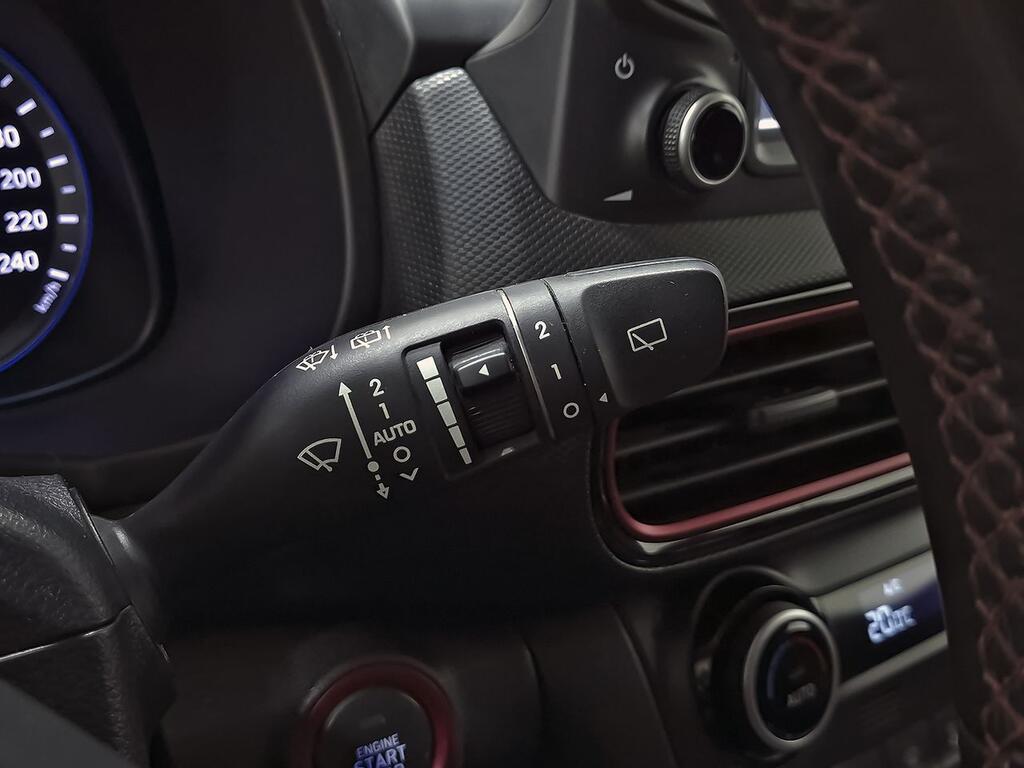 Hyundai Kona 1.0 TGDi Tecno 4x2 15