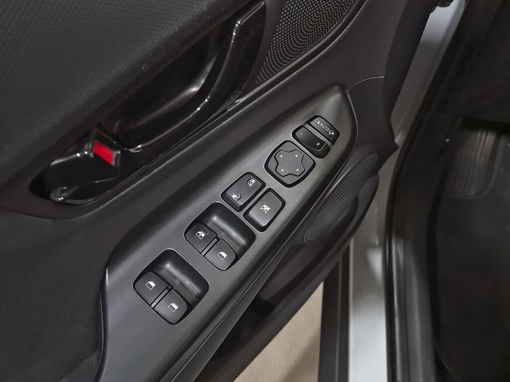 Hyundai Kona 1.0 TGDi Tecno 4x2 11