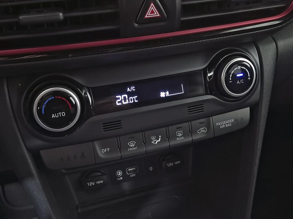 Hyundai Kona 1.0 TGDi Tecno 4x2 27