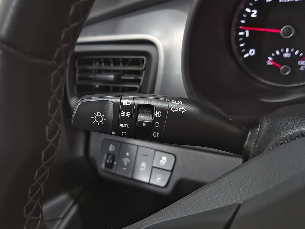 Kia Stonic 1.0 T-GDi 74kW (100CV) MHEV MT Concept 14