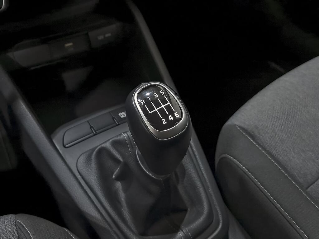 Kia Stonic 1.0 T-GDi 74kW (100CV) MHEV MT Concept 22