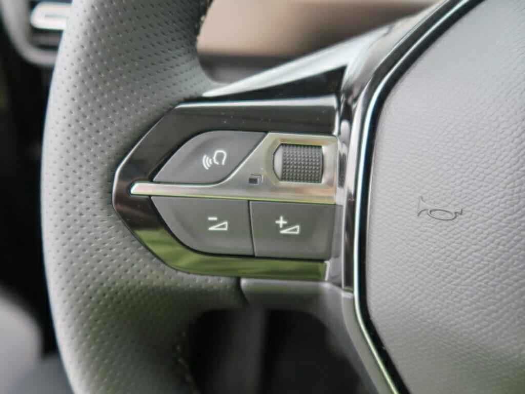 Peugeot Rifter e-Rifter GT Standard 100kW 10