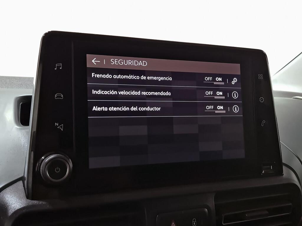 Citroën Berlingo Talla M BlueHDi 130 S&S 6v SHINE 22