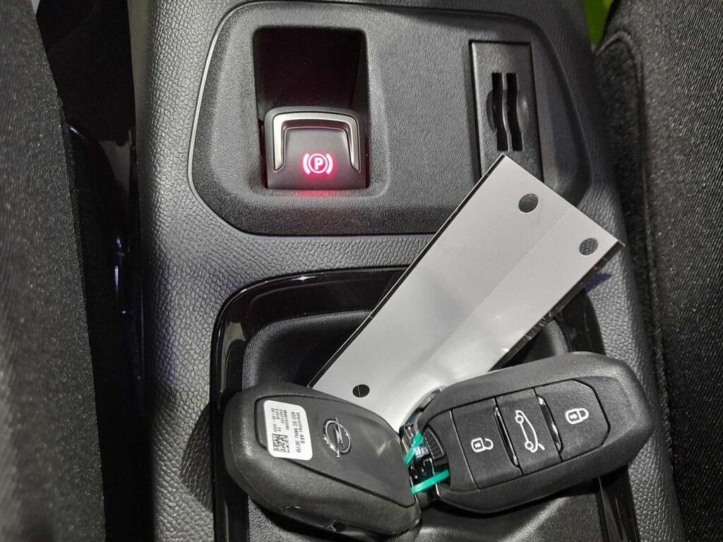 Opel Corsa 1.2T XHL 74kW (100CV) GS 26