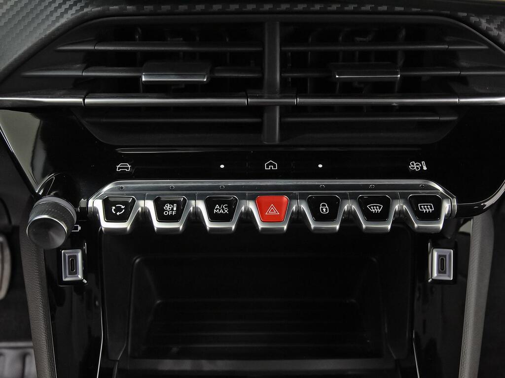 Peugeot 208 Active Puretech 100 31