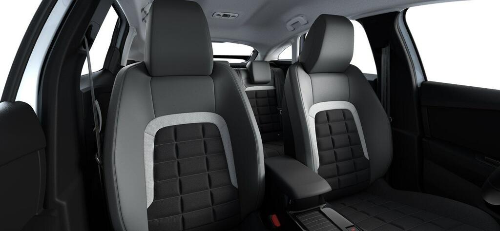 Citroën C4 1.2 HYBRID MHEV 145 EDCS6 BUSINESS EDIT 5P 8