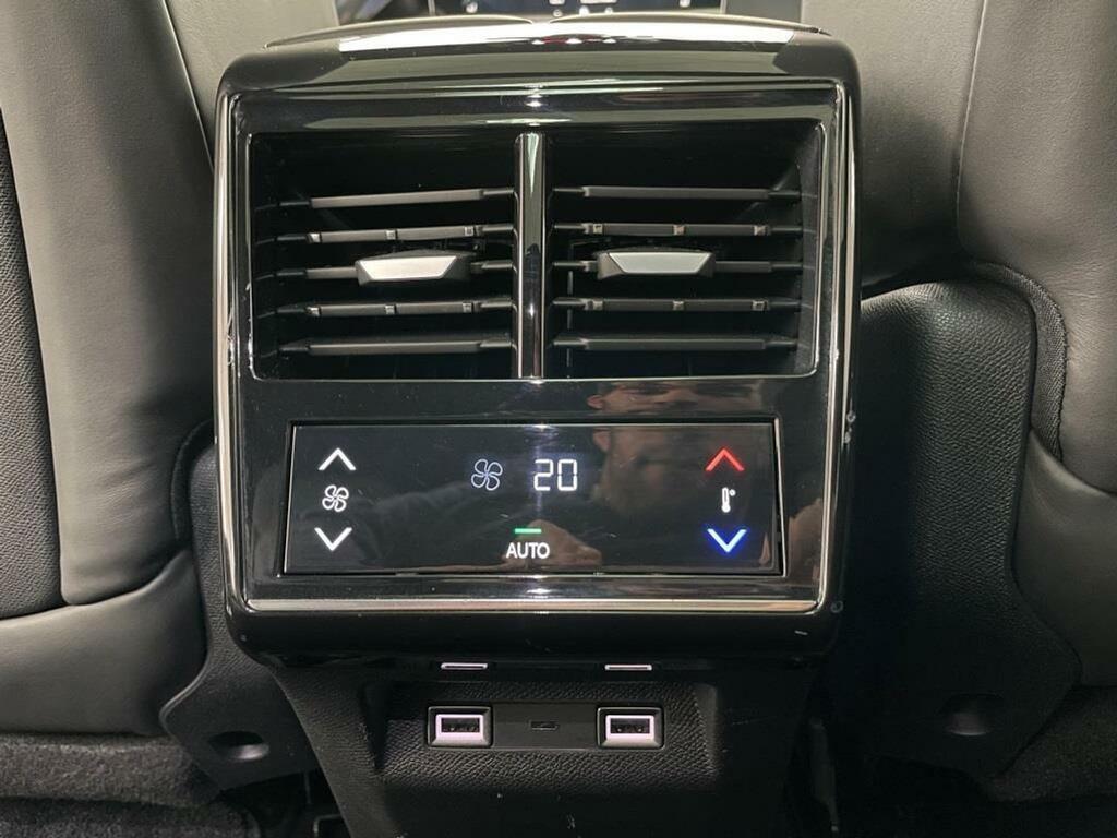 DS DS 7 1.6 E-Tense 300 GRAND CHIC Auto 4WD 37