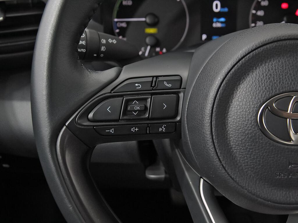 Toyota Yaris 1.5 120H Active Plus 18