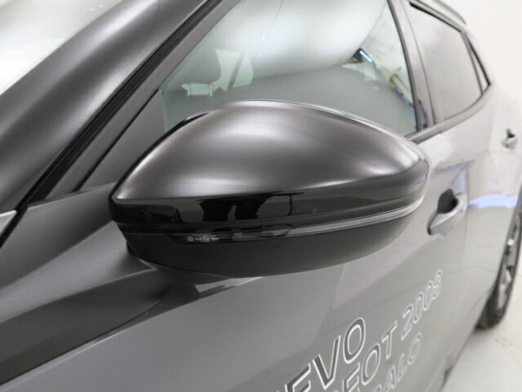 Peugeot 2008 Eléctrico GT 156 (115kW) 21