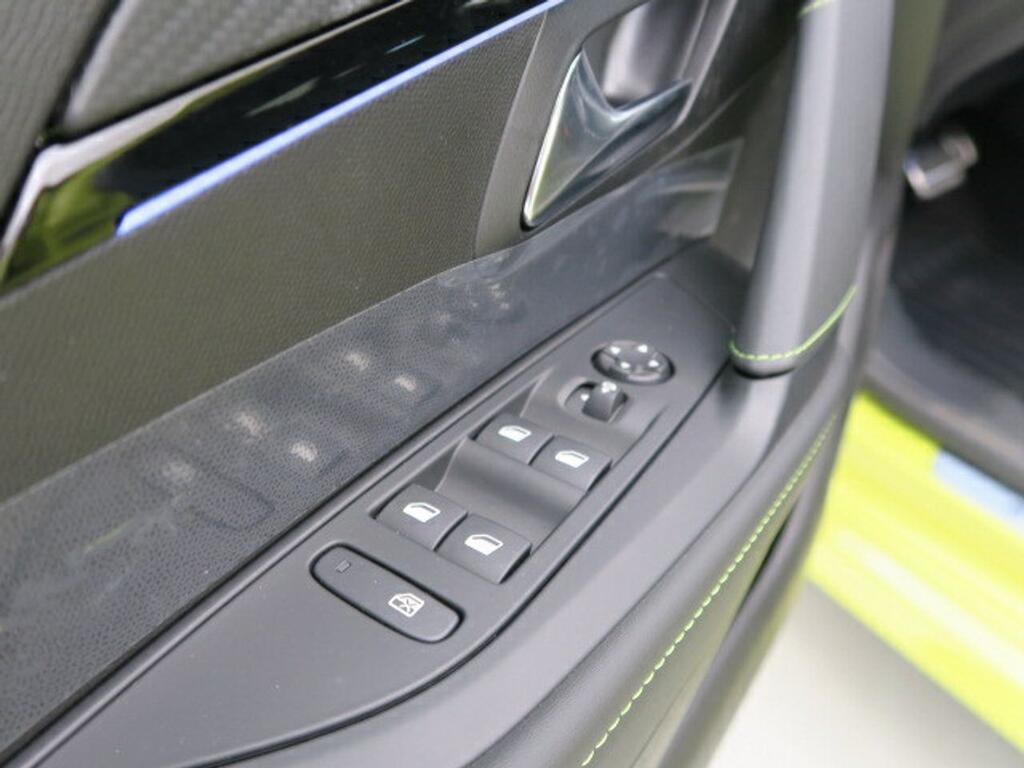 Peugeot 208 GT Eléctrico Gen2 115 kW (156CV) 8