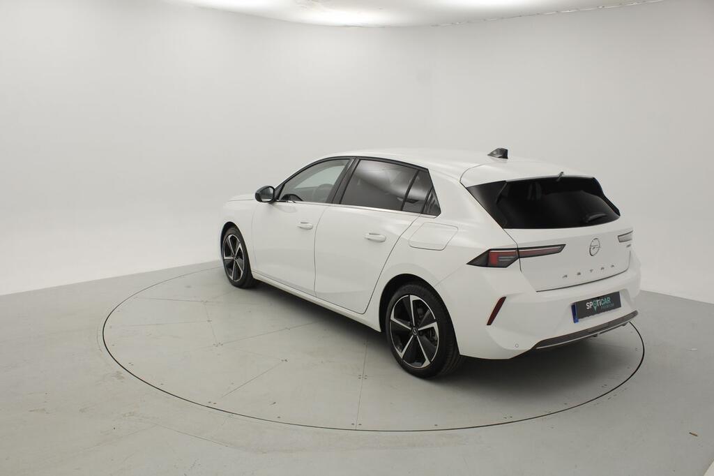 Opel Astra 1.6T Hybrid 132kW (180CV) Elegance Auto 3