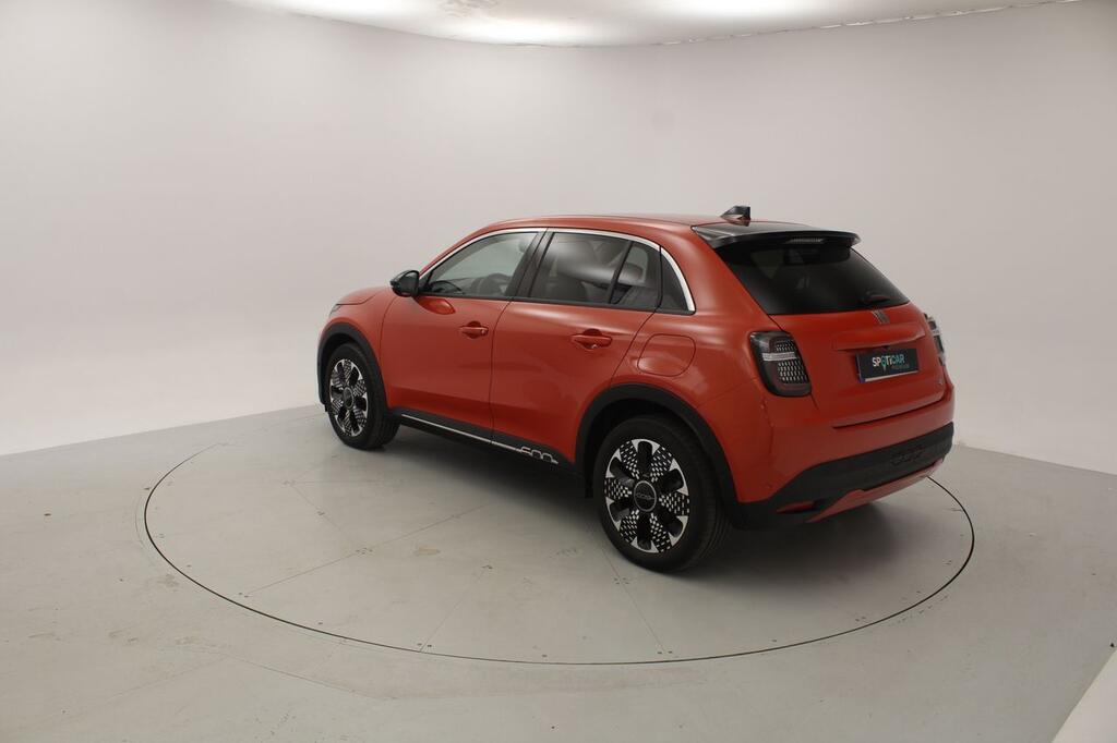 Fiat 600 600e La prima 54kwh 115kw (156cv) 3