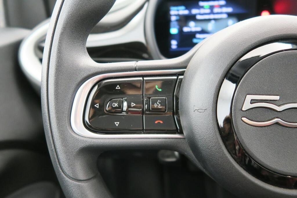 Fiat 500 Icon Hb 320km 85kW (118CV) 10